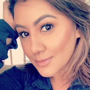 Meet your Posher, Priscilla